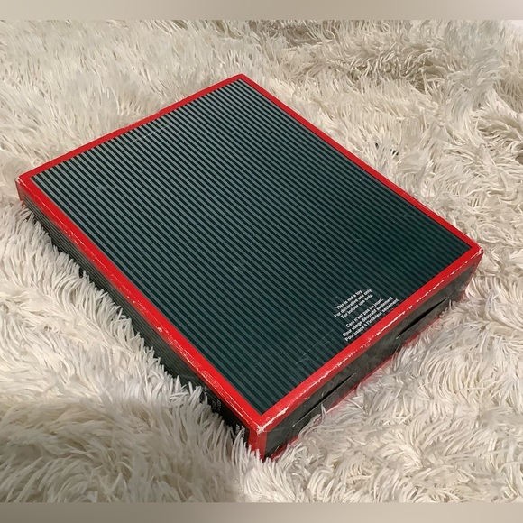 ❄️NEW Holiday Frame - Picture 4 of 5